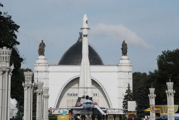 Декорация к фильму Трансформеры-2 Декорация к фильму Трансформеры-2