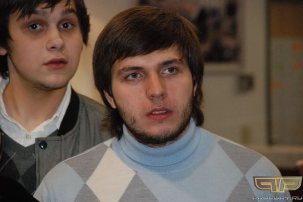 Лекс и Хуч, видят одно, реакция разная Лекс и Хуч, видят одно, реакция разная