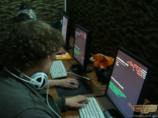 Игрок команды dcd Игрок команды dcd