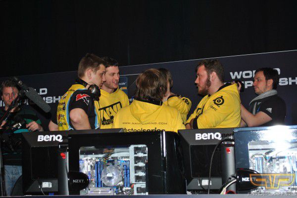 Na`Vi обсуждают игру Na`Vi обсуждают игру