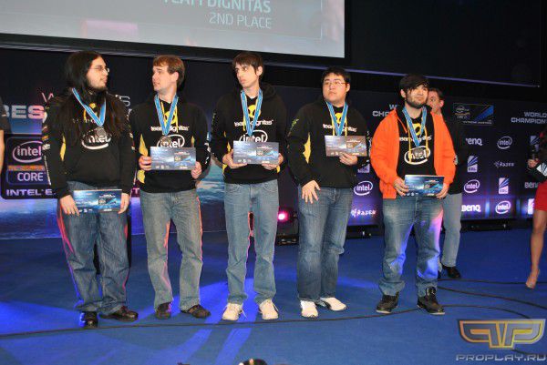 Dignitas - 2-е место на IEM WC Dignitas - 2-е место на IEM WC